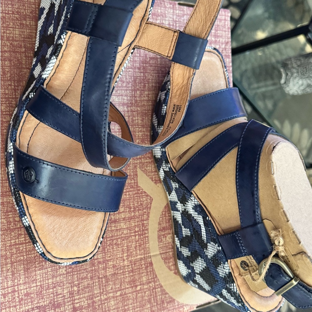 Born-Brand new in original box Born Navy and Tan Strappy Wedge Sandals